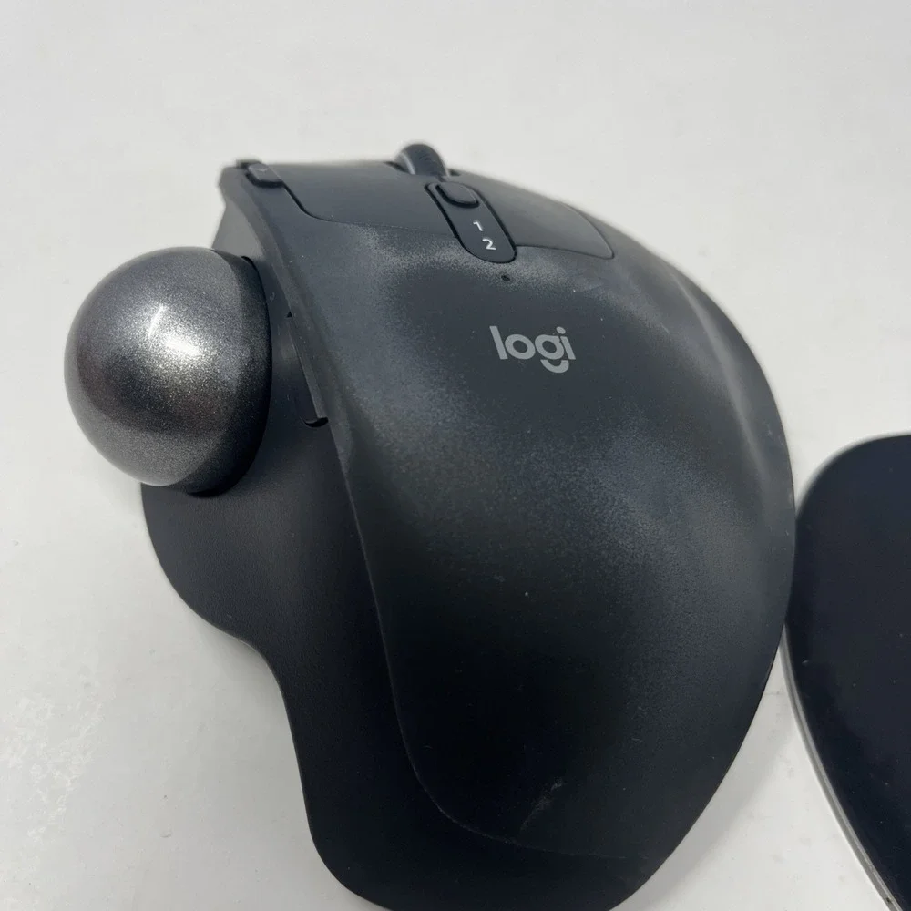 Logitech M-R0065 MX Ergo Wireless Trackball Mouse with plate NO DONGLE